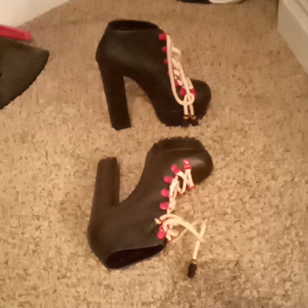 Gucci shoes 37